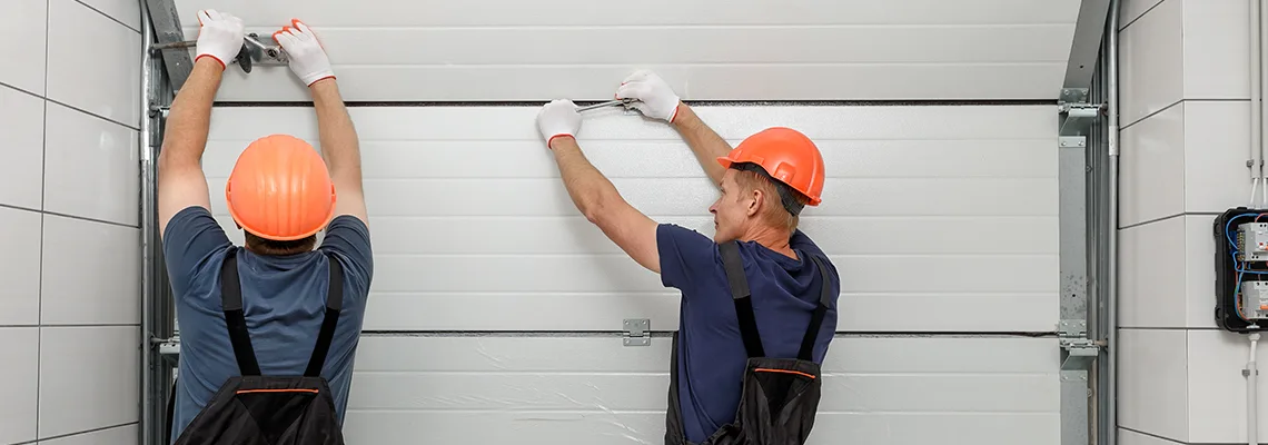Driveway Garage Door Local Technicians in Plantation, Florida