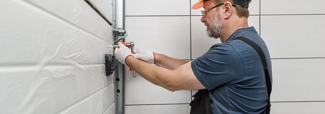 Weatherproof Insulated Garage Door Service in Plantation, FL